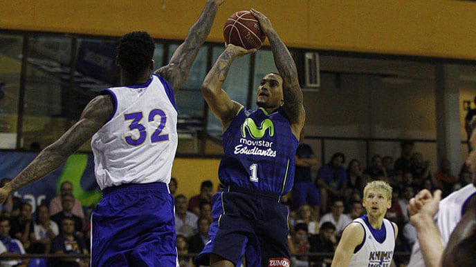 Movistar Estudiantes se presenta ante su afición derrotando al Khimki (70-60)