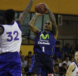 Movistar Estudiantes se presenta ante su afición derrotando al Khimki (70-60)