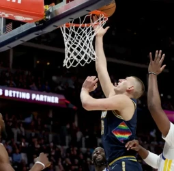 [3-1] Jokic quiere al menos, un partido más (121-126)