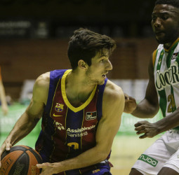 El Barça pasa por encima del Coosur Real Betis (58-109)