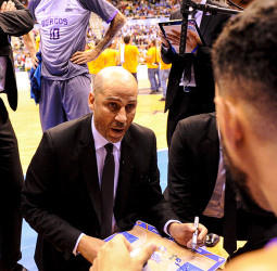 Peñarroya: «Afrontamos un gran partido para el club y para la afición»