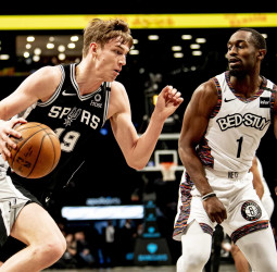 Los San Antonio Spurs deciden no contar con Luka Samanic