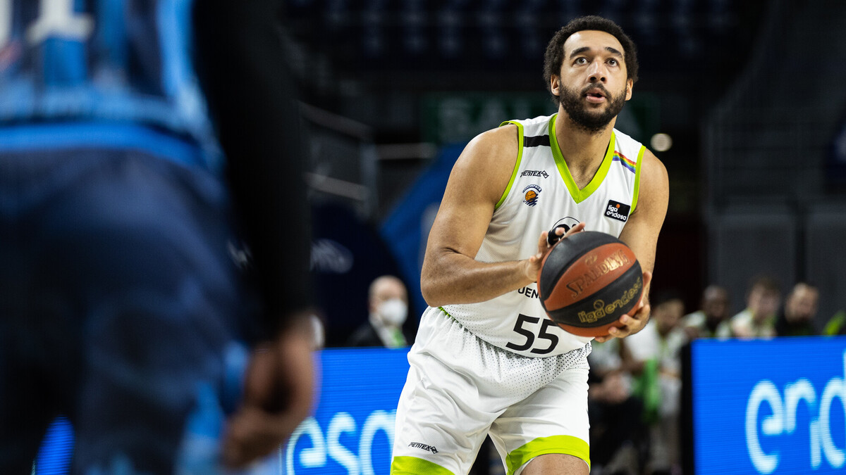 El Fuenlabrada se lleva el derbi del miedo (86-87)
