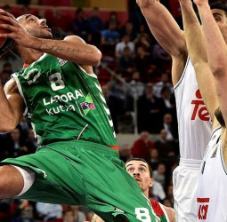 El Real Madrid pierde en el último segundo y se jugará el pase en la última jornada (89-88)
