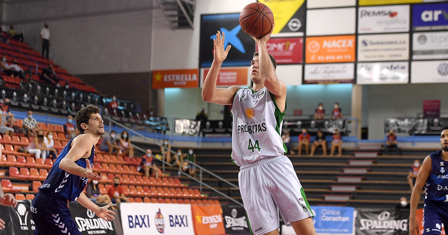 Brodziansky le da la victoria a la Penya sobre la bocina (77-78)