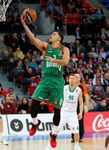 El Baskonia apuesta fuerte por la continuidad de Shane Larkin