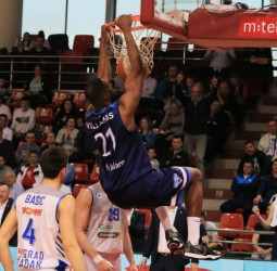 Latavious Williams apunta al Tecnyconta Zaragoza