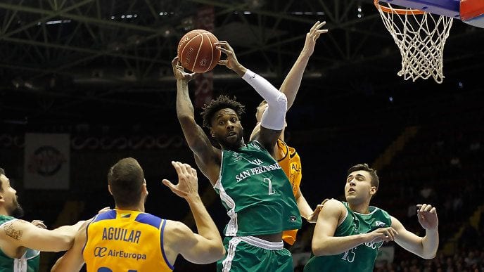 Acuerdo con Deandre Kane para la rescisión del contrato que le unía al club