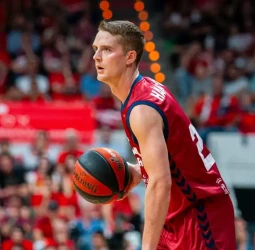 Ludde Hakanson deja Murcia y firmará un 1+1 con el Joventut Badalona
