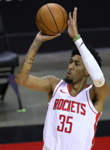 Los Miami Heat negocian con los Houston Rockets por Christian Wood