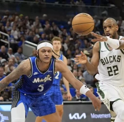 Los Magic se aseguran los playoffs con su sencilla victoria ante los Bucks