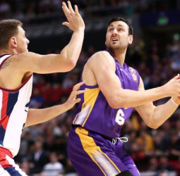 Andrew Bogut, MVP de la NBL australiana