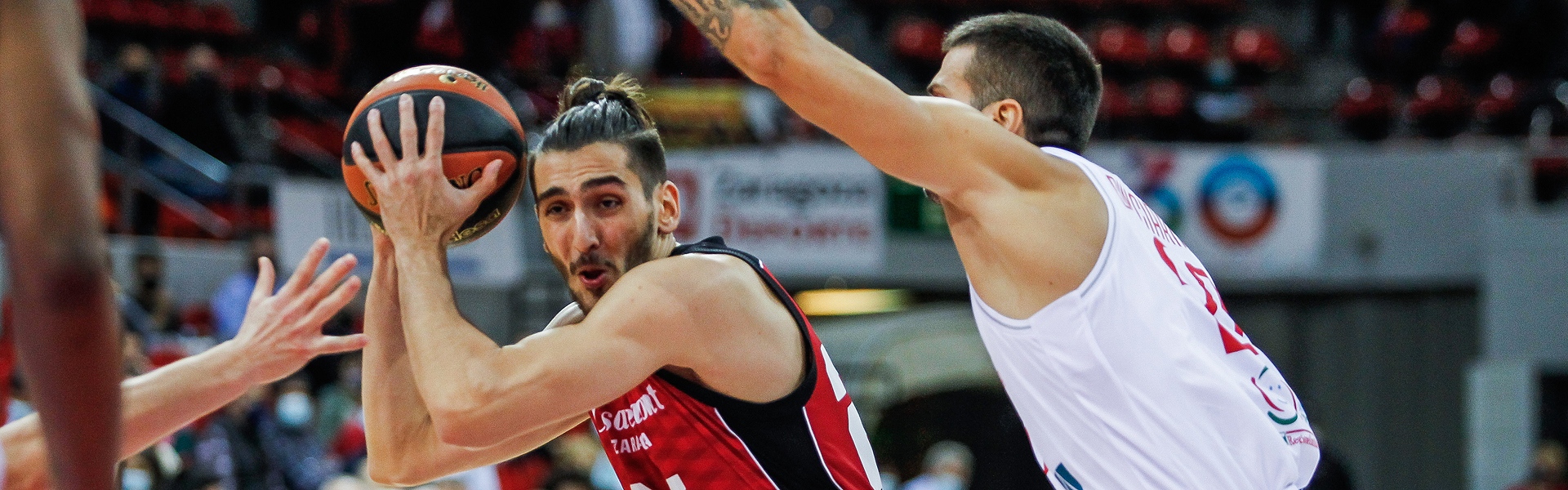 Casademont Zaragoza tiró de Rasmia para doblegar al Reggio Emilia (82-77)