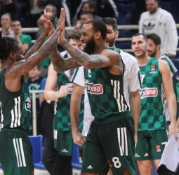 El Panathinaikos se recupera y derrota a la Virtus en la prórroga (88-85)