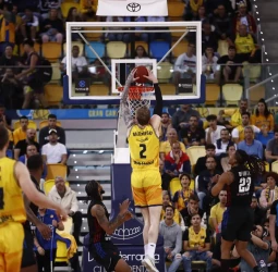 El Gran Canaria abusa del París (104-74)