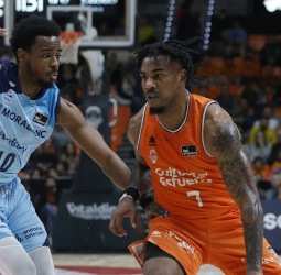Valencia Basket tira de músculo para sobrevivir frente Andorra (86-82)