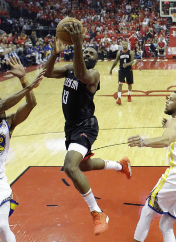 Rockets reacciona (127-105) y empata la serie (1-1)