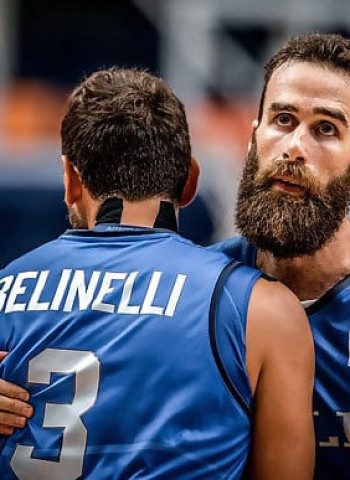 Italia mantiene el nivel ante Ucrania (66-78)