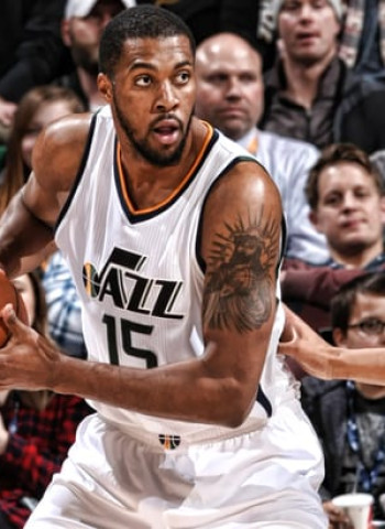 Derrick Favors, en el punto de mira de los Cleveland Cavaliers
