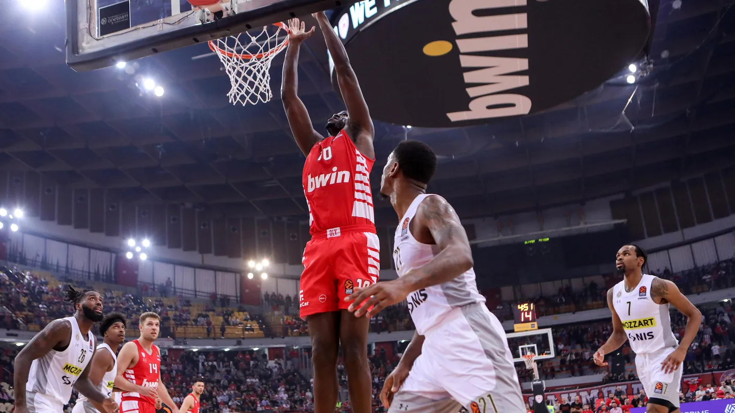 El Olympiacos supera al Partizan tras el descanso (87-58)