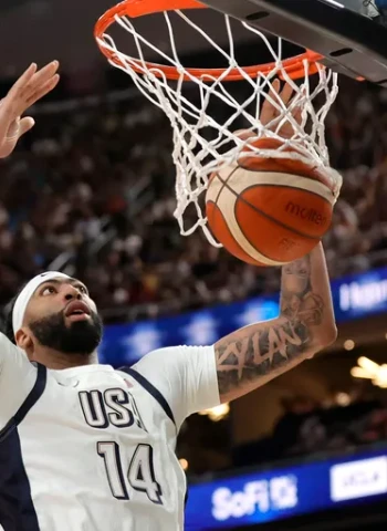 Anthony Davis lidera la ajustada victoria de USA ante Australia en Abu Dabi, 98-92