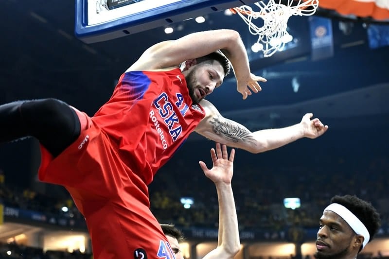 Kurbanov, un año más en el CSKA Moscú
