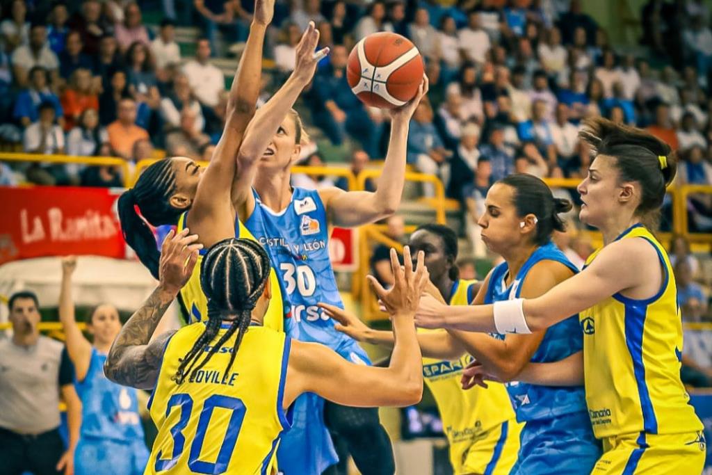 La primera gran corona se pone en juego en el Gran Canaria Arena