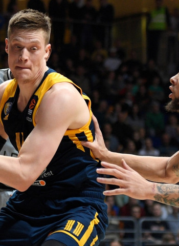 Las estrellas del Khimki marcan la diferencia ante el ASVEL (108-79)