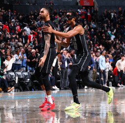 La noche NBA: Boston supera a los Cavs, y los Lakers se llevan el derbi angelino