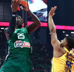 Solo al final pudo el Panathinaikos imponerse ante el Maccabi, 93-87