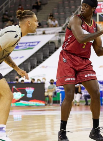 Dominio gallego en un vibrante estreno de semifinales