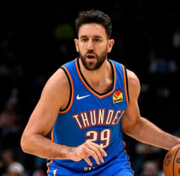 Vasilije Micic es traspasado a los Charlotte Hornets