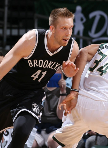 Justin Hamilton se aleja de Europa rumbo a China