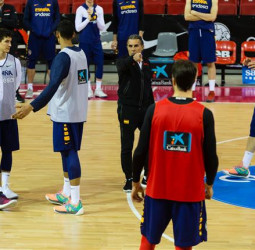 España quiere asegurar su pase en Zaragoza