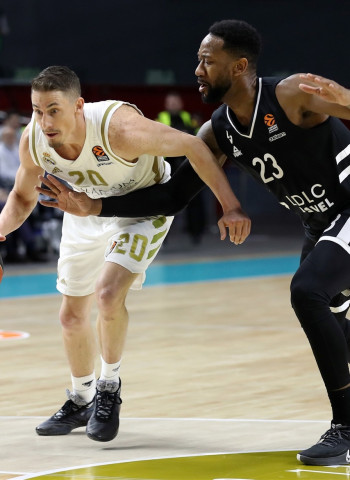 El Real Madrid vence al ASVEL y sigue con paso firme (87-78)