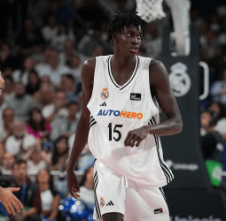 Sidi Gueye abandona el Real Madrid rumbo a la Universidad de Arizona