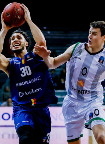 La Penya cae con un triple a dos segundos del final (90-89)