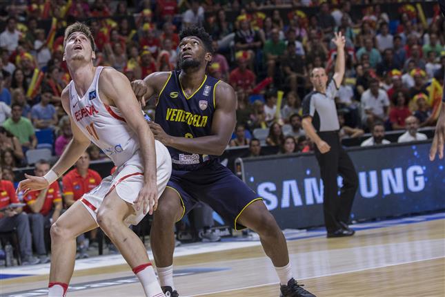 España cierra la Ruta Ñ2017 con otra victoria (90-62)