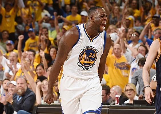 Los Warriors destrozan (110-77)