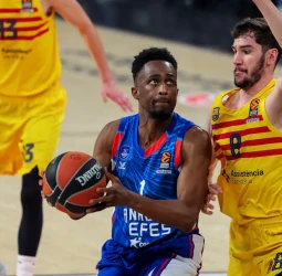 Previa EuroLeague (J.6): Anadolu Efes vs Barcelona