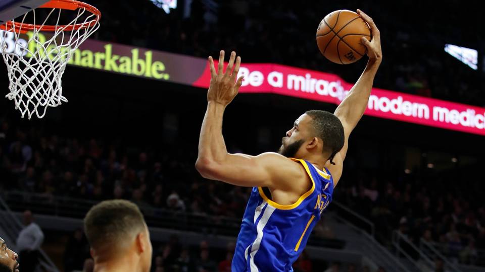 Los Warriors podrían buscar un traspaso por JaVale McGee