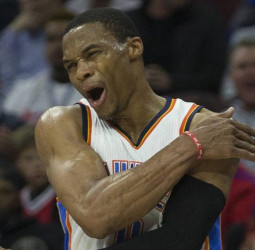 ¿Qué ha pasado esta noche en la NBA? Westbrook emula a Kareem; Davis no es humano pero no gana