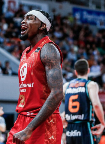 El Casademont Zaragoza corta la racha de Valencia Basket (86-75)