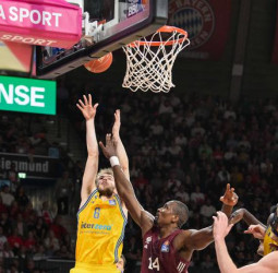 Matt Thoma lidera la recuperación del ALBA Berlín, 70-79 [1-1]