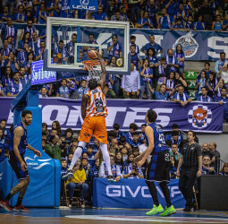 Derrota del Leyma Coruña, pero con la mente ya puesta en Playoff