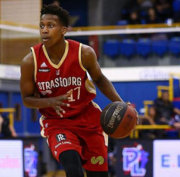 Los Mavericks se reúnen con el base galo Frank Ntilikina