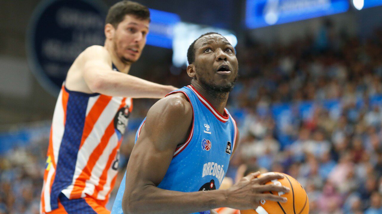 El Río Breogán gana el derbi gallego, 83-80
