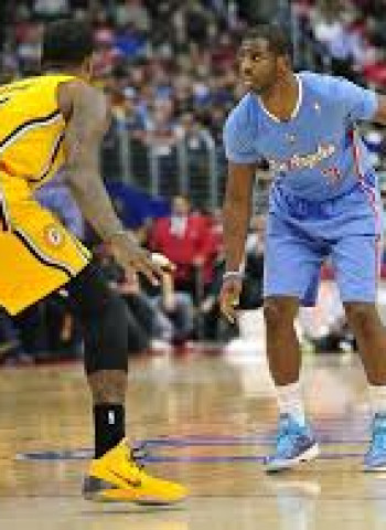 Paul George y Chris Paul, nombrados jugadores del mes de abril en la NBA