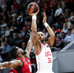 Valencia Basket supera al Casademont Zaragoza, 75-85