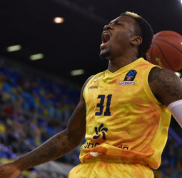 El Gran Canaria somete al Mincidelice JL Bourg en Bresse con brillantez (78-49)